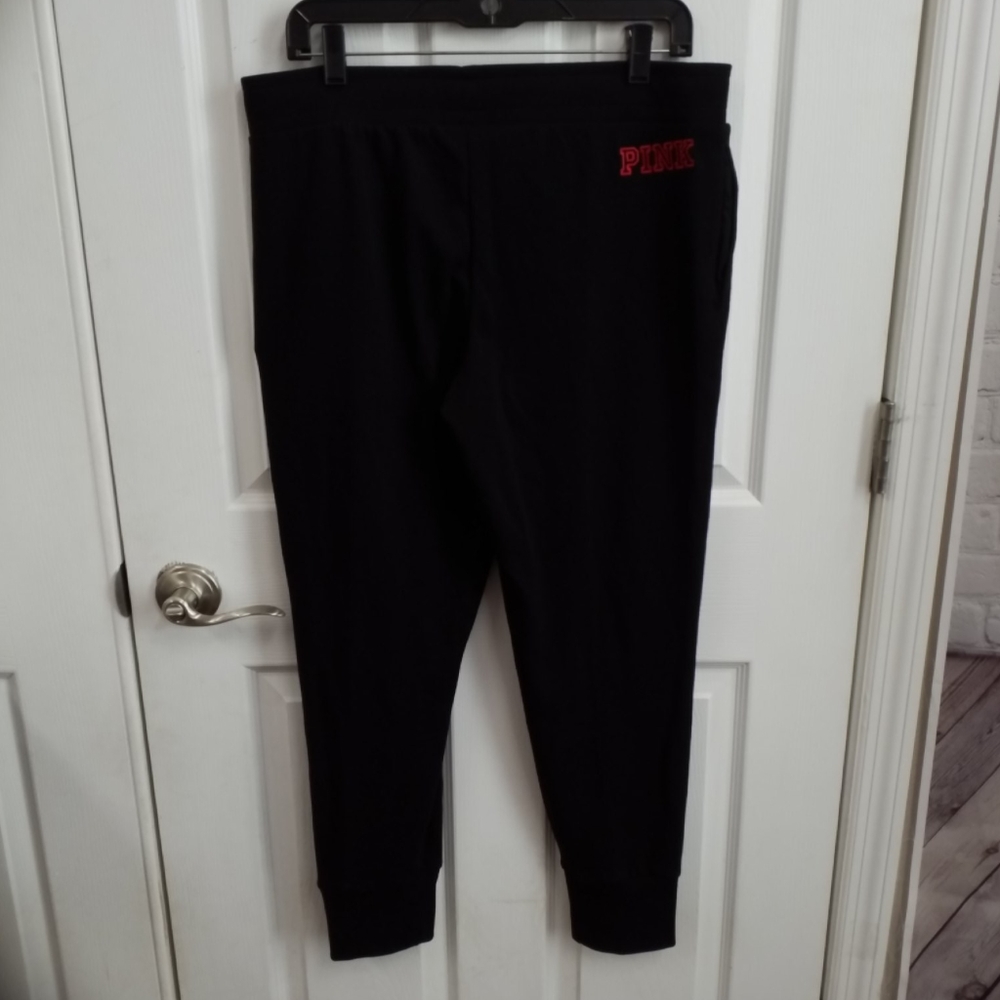 NWT VS Pink Wisconsin Badgers Joggers Size Large - Picture 6 of 9